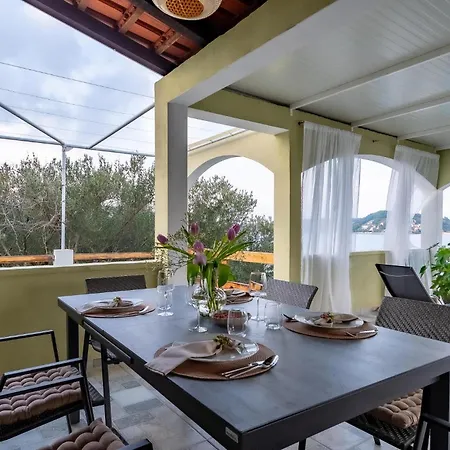 Lovely In With House Sea View Casa de Férias *
