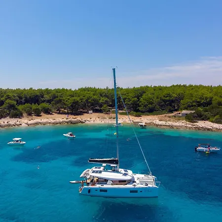 Dom wakacyjny Lovely In With House Sea View Vela Luka